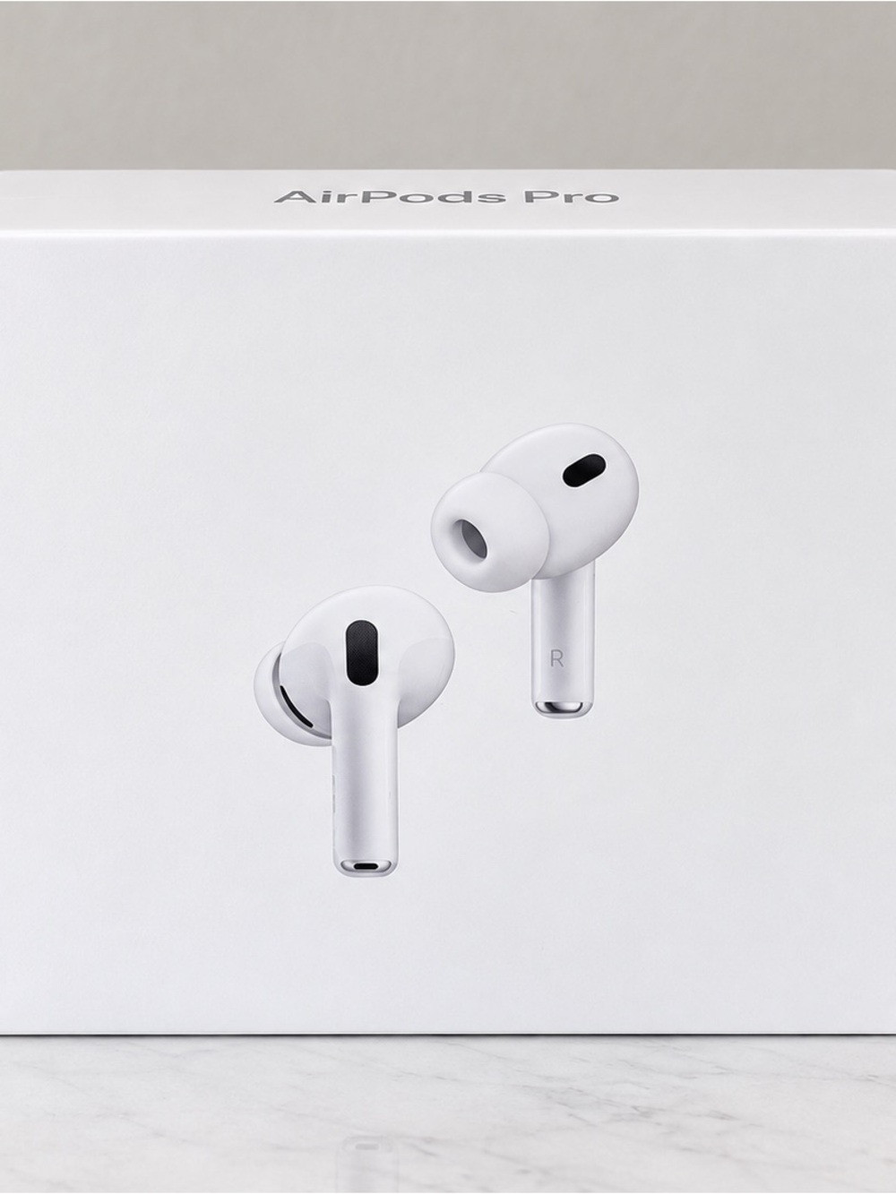 Apple AirPods Pro 3 Noise-Cancelling Earbuds - White
